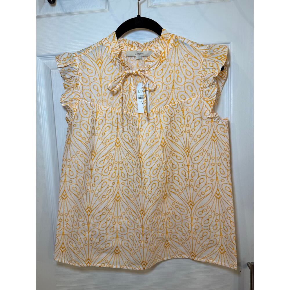 NWT Loft Ruffled Cap Sleeve Top - Picture 2 of 6